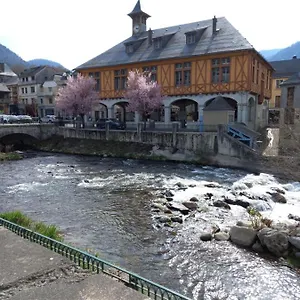  Appartement 2 à 4 Personnes Le Pyrénéen à Carrefour Des Activités De Montagne France